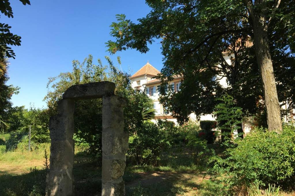 Domaine De Menerque - Petit Chateau Avec Piscine Lisle-sur-Tarn Екстер'єр фото